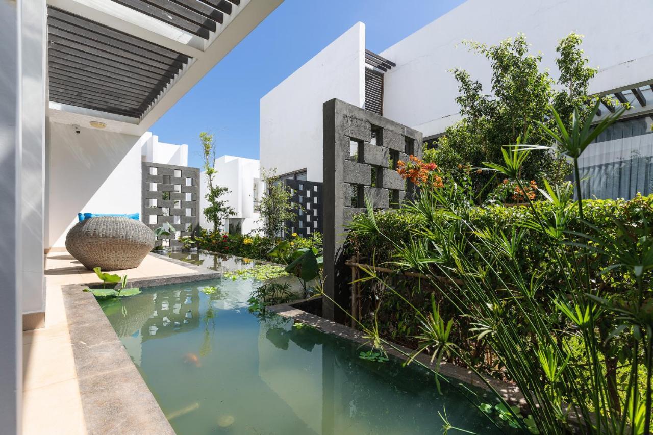 Okinawa Villas And Beach Club - Oceanami Resort Лонгхай Экстерьер фото
