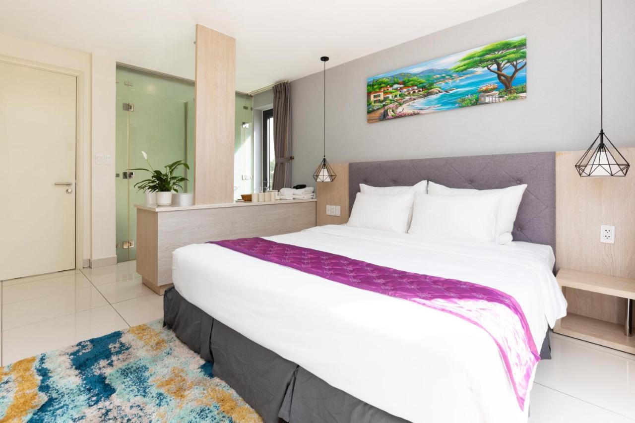 Okinawa Villas And Beach Club - Oceanami Resort Лонгхай Экстерьер фото